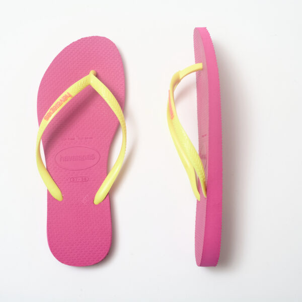 【最安値級】サイズが合えば超ラッキー！　Havaianas (ハワイアナス) / ラバービーチサンダル（23～24cm） - 画像 (3)